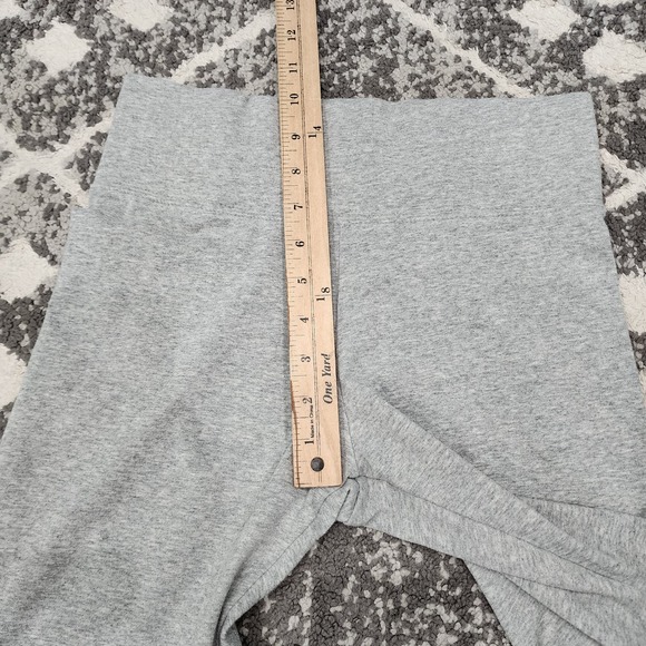 Nike Grey women's size medium biker shorts - Picture 5 of 7